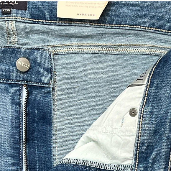 NYDJ NWT Marilyn Straight Ankle Jeans in Easley Plus Size 22W - Picture 6 of 16